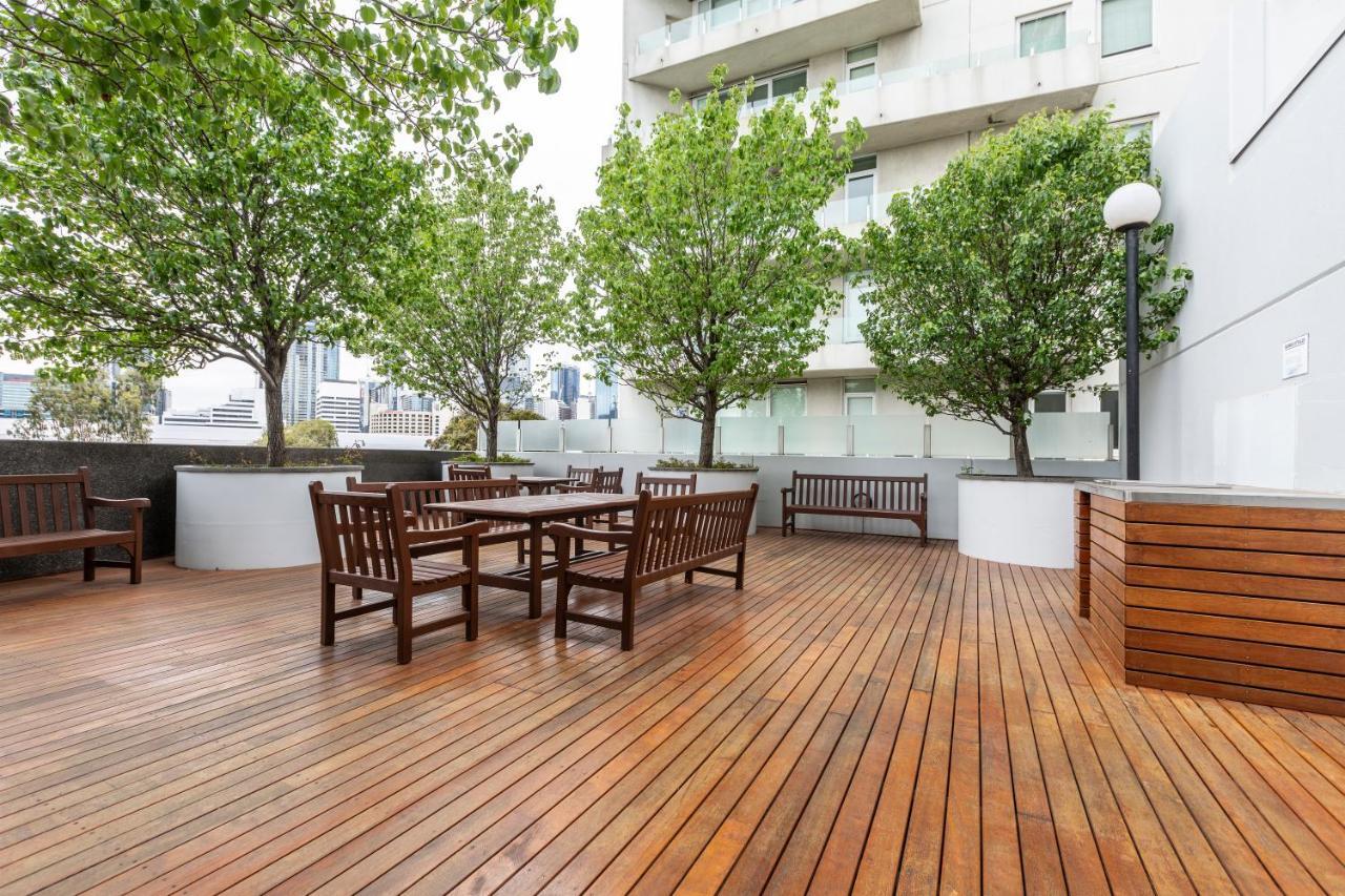 ☆Of Southbank☆Light Filled Apartment☆Huge Private Terrace With City Views☆Parking☆Pool☆Gym☆Wifi Мельбурн Екстер'єр фото