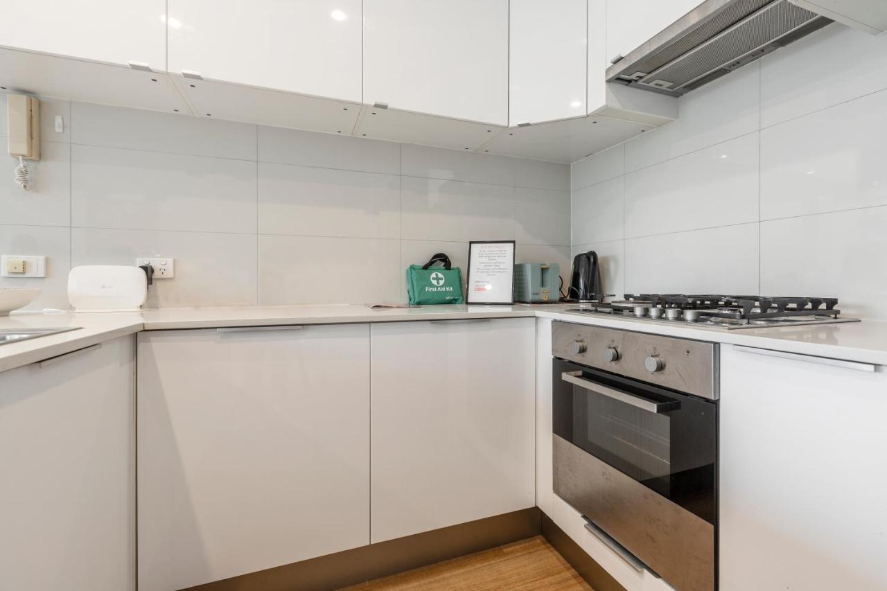 ☆Of Southbank☆Light Filled Apartment☆Huge Private Terrace With City Views☆Parking☆Pool☆Gym☆Wifi Мельбурн Екстер'єр фото